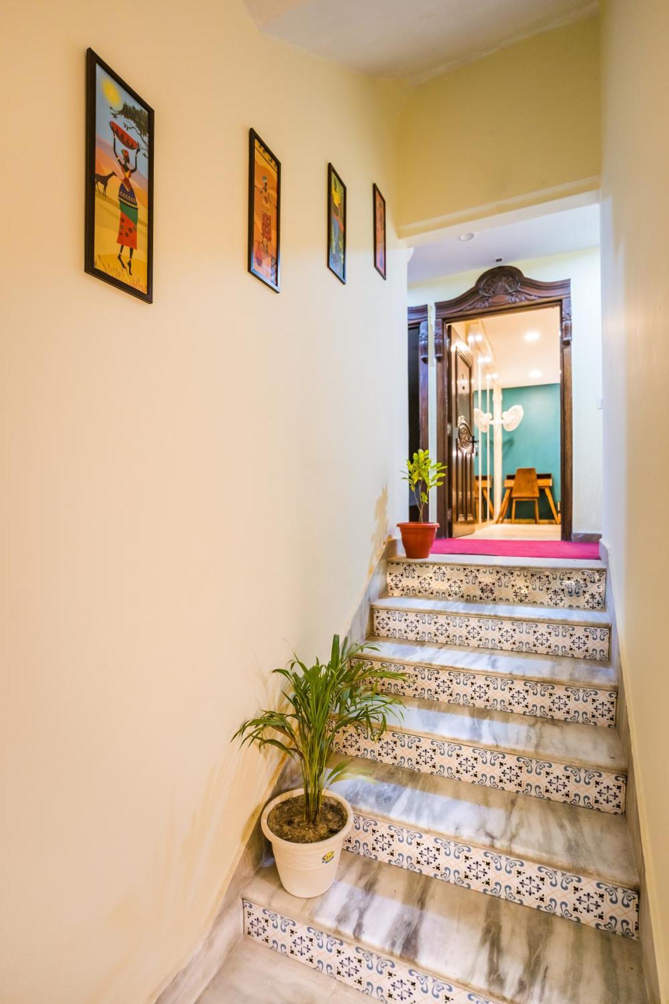ורנאסי Tripli Hotels Silver Shine מראה חיצוני תמונה